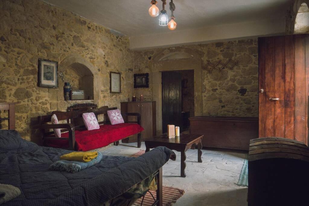 Вилла The Royal Stonehouse : Sophia Vasiliki  Экстерьер фото